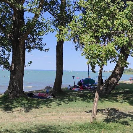 Onebeach Apartman Siófok Eksteriør bilde
