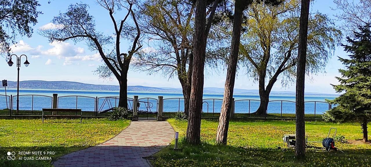 Onebeach Apartman Siófok Eksteriør bilde